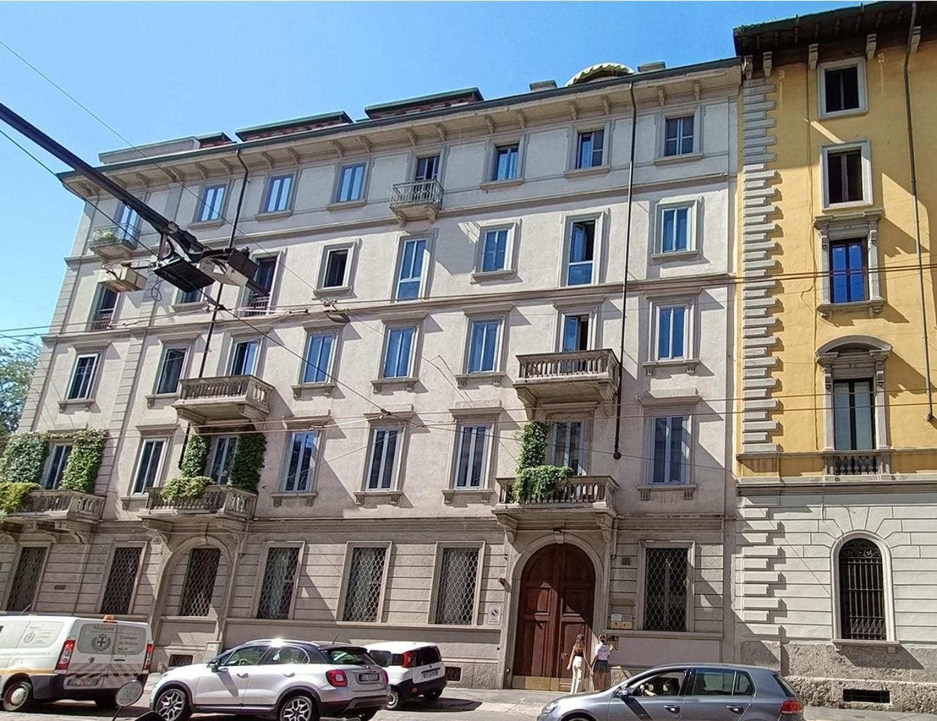 Sahi - Residenza Corso Italia Tre Camere, Due Bagni E Un Salone Mediolan Zewnętrze zdjęcie